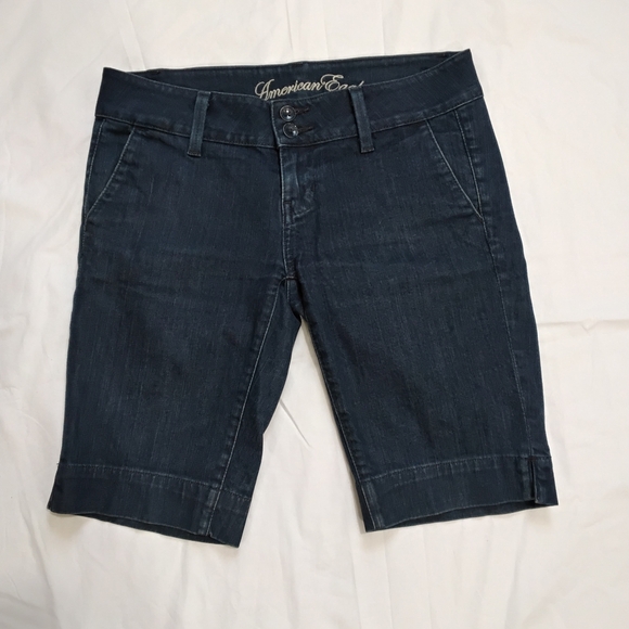 American Eagle Women'sOutfitters Women's Black Shorts Size 4 - Picture 2 of 9